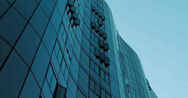 餐馆机器人智能制造，机器人工程和智能制造工程哪个好