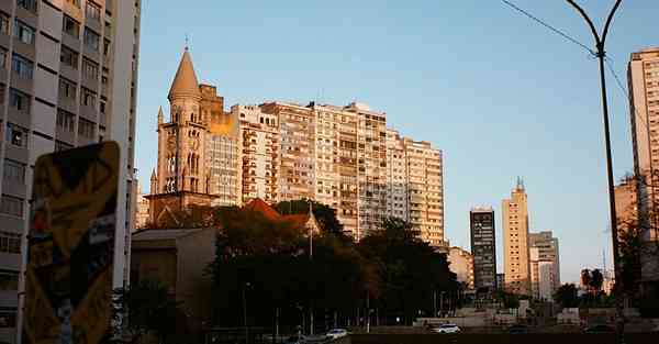 益思特猪宝宝智能机器人