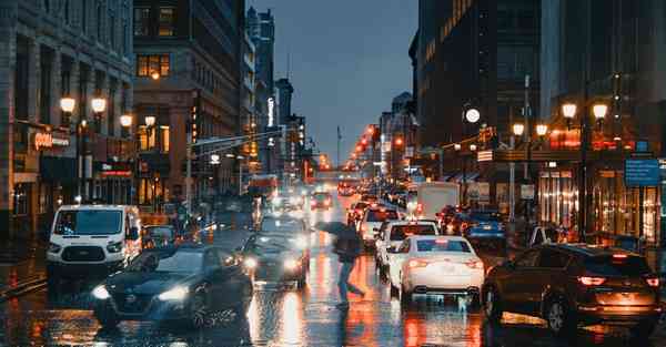 人工智能机器人在外星，人工智能机器人在外星生活