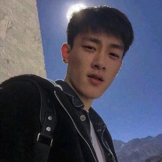 濮阳振轮彬