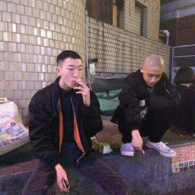 宋露丽震