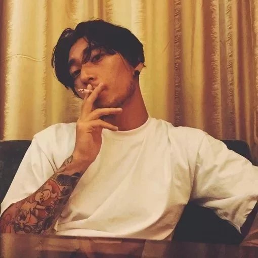 洪伦霄新